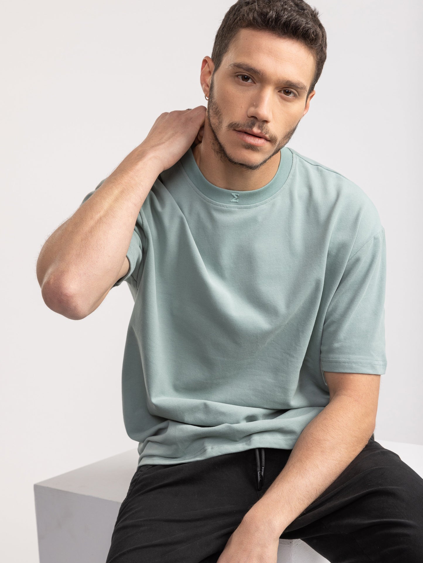 FASHION BASIC T-SHIRTS