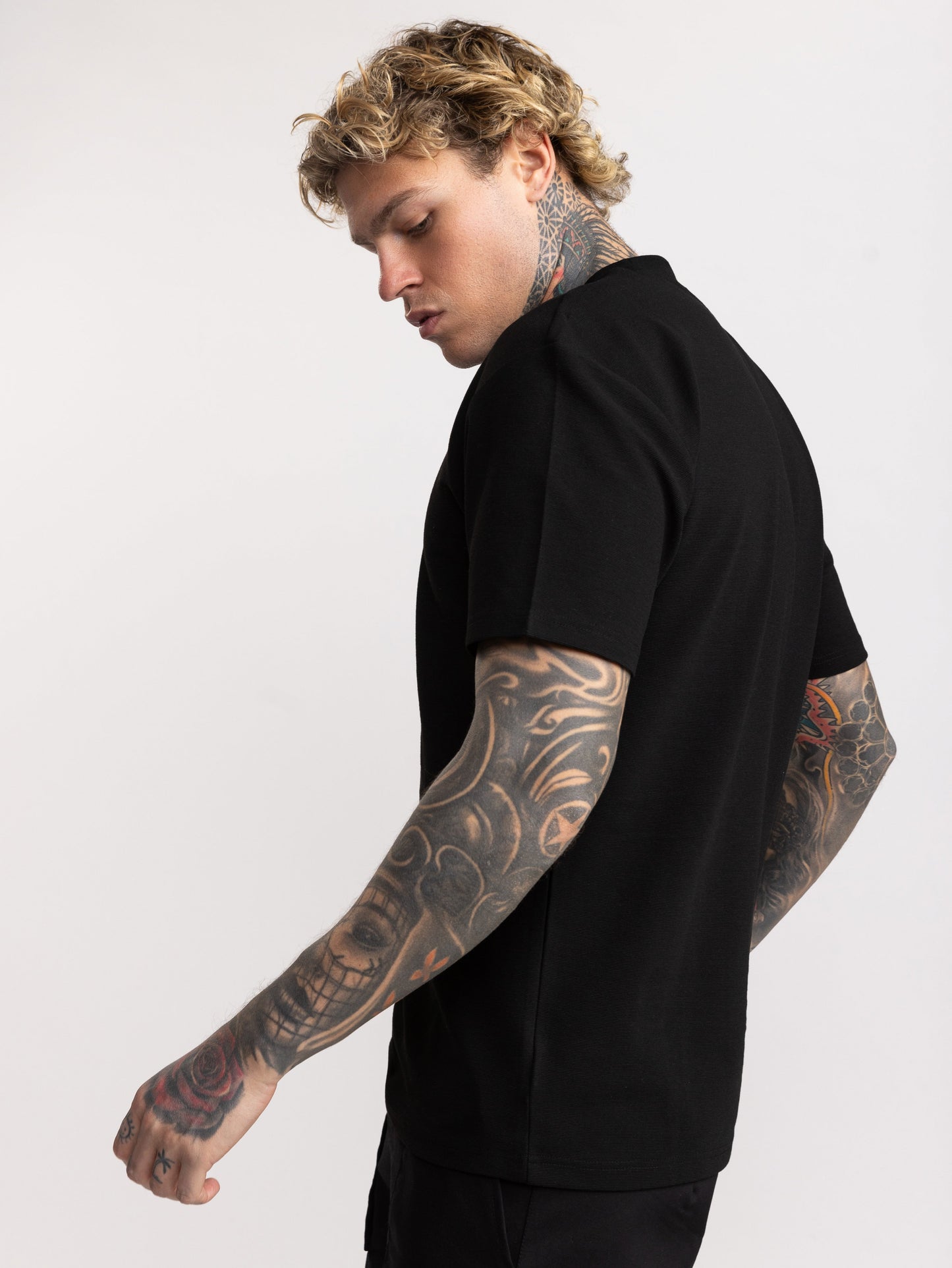 FASHION BASIC T-SHIRTS